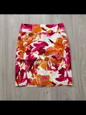 Calvin Kline Floral Print Pencil Skirt - Pink & Orange